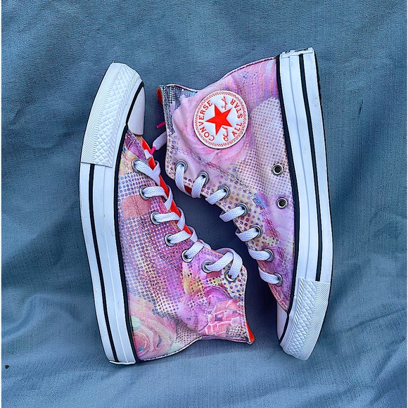 Converse Chuck Taylor All Star Hi ‘Digital Floral- Lava’ - 553296F - Picture 4 of 8